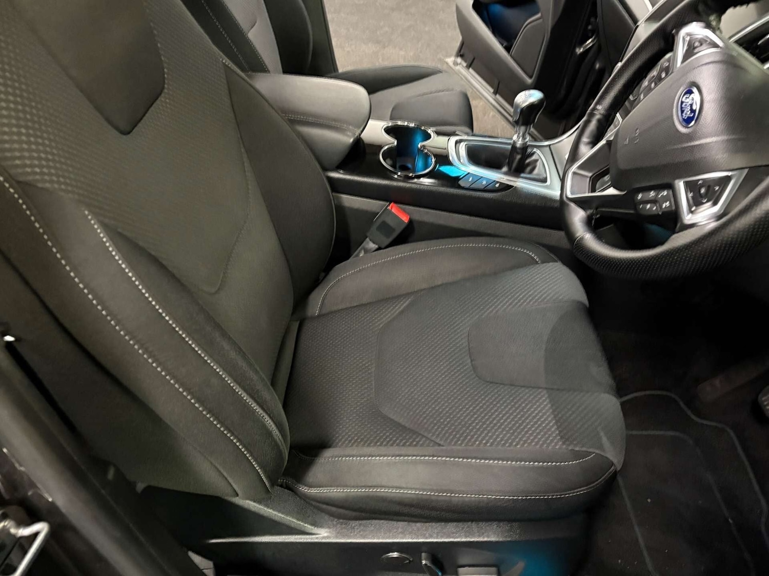 Used Ford Edge 2017 for sale - 76763298: Photo 15