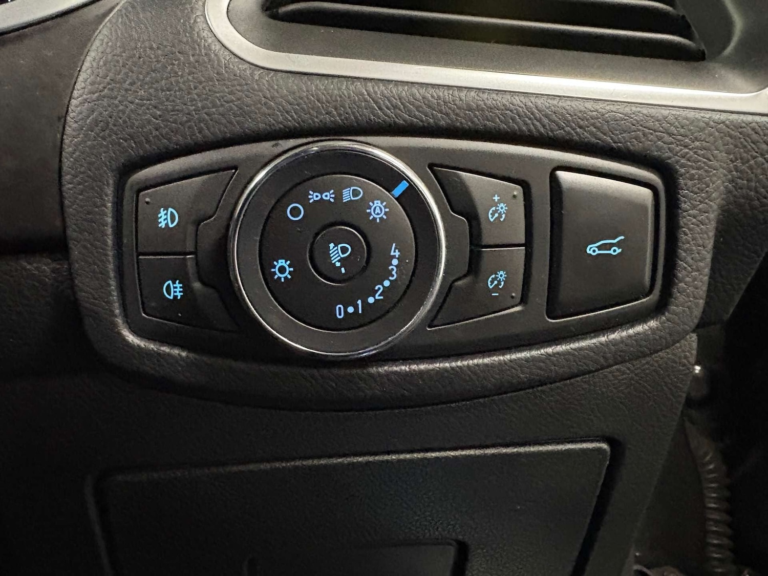 Used Ford Edge 2017 for sale - 76763298: Photo 18