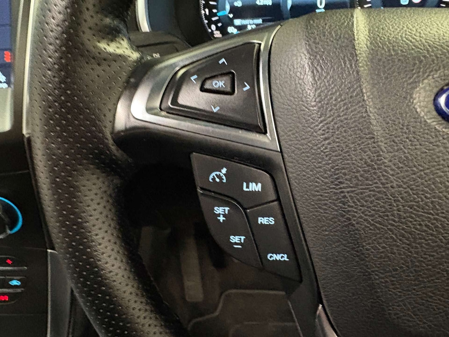 Used Ford Edge 2017 for sale - 76763298: Photo 19