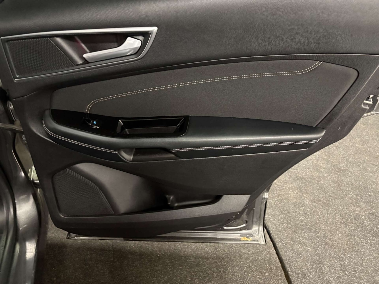 Used Ford Edge 2017 for sale - 76763298: Photo 31