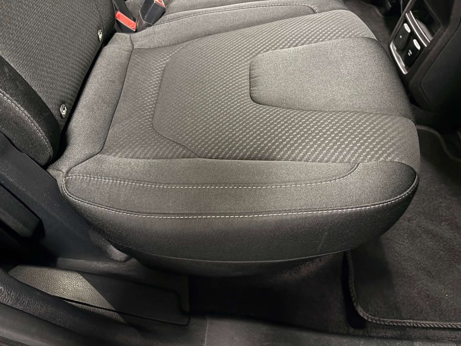 Used Ford Edge 2017 for sale - 76763298: Photo 33