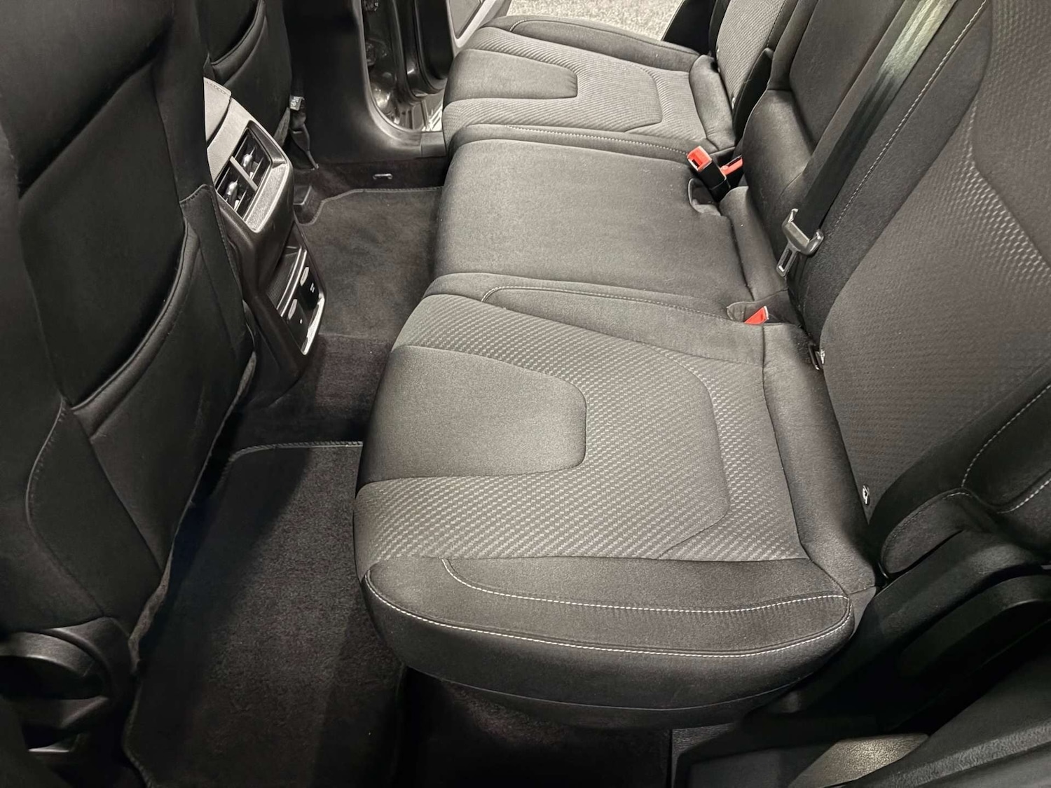 Used Ford Edge 2017 for sale - 76763298: Photo 46