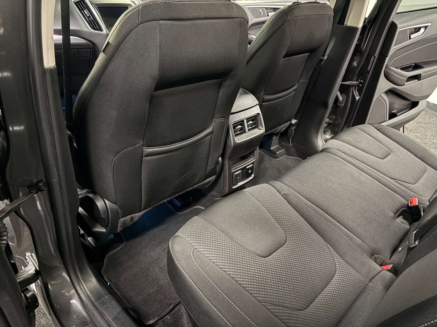 Used Ford Edge 2017 for sale - 76763298: Photo 47