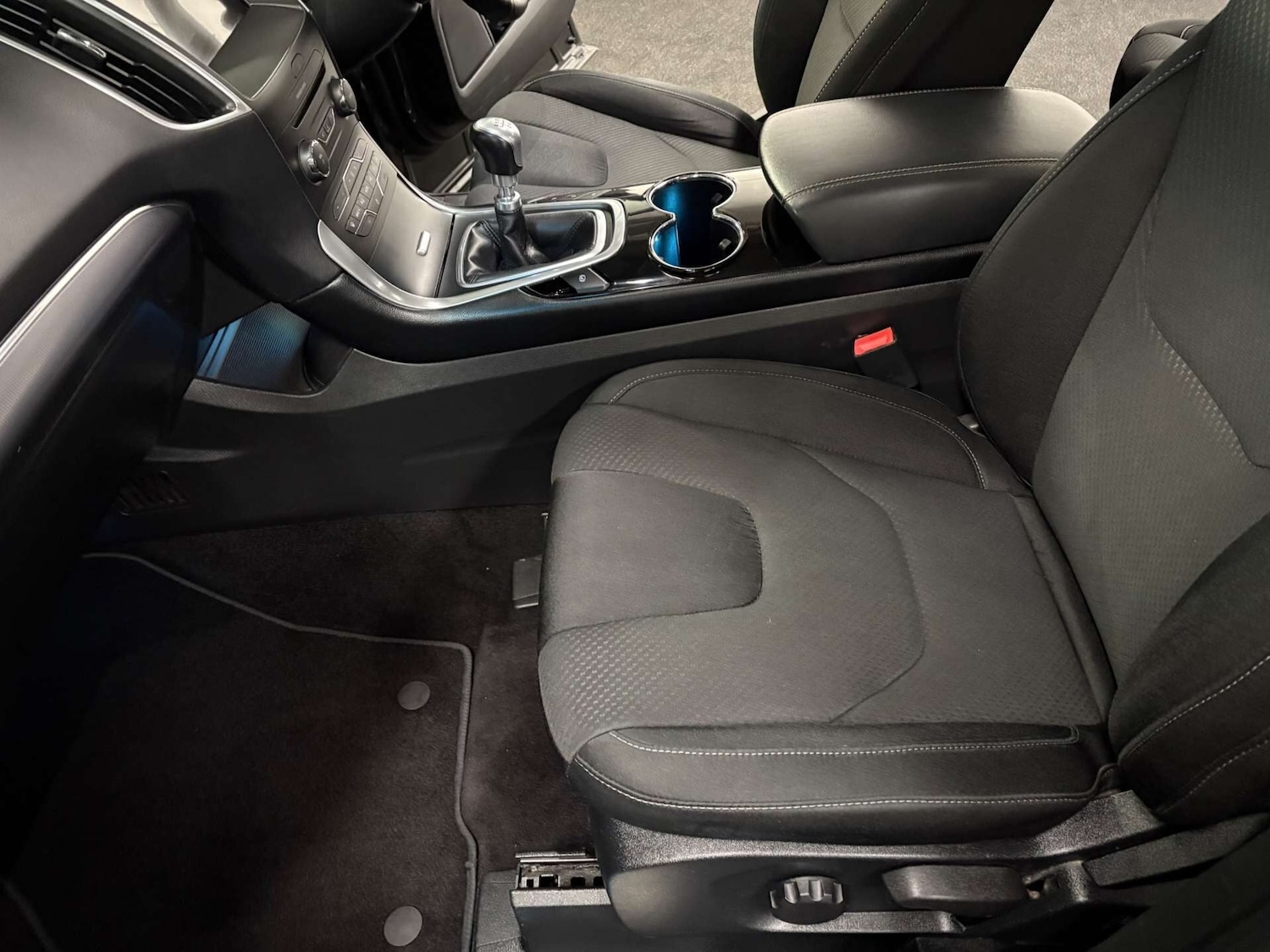 Used Ford Edge 2017 for sale - 76763298: Photo 51