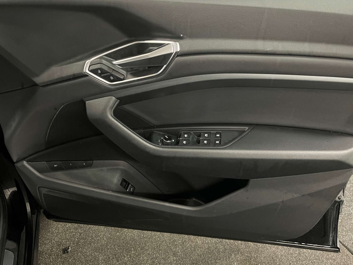 Used Audi e-tron 2021 for sale - 76331180: Photo 11