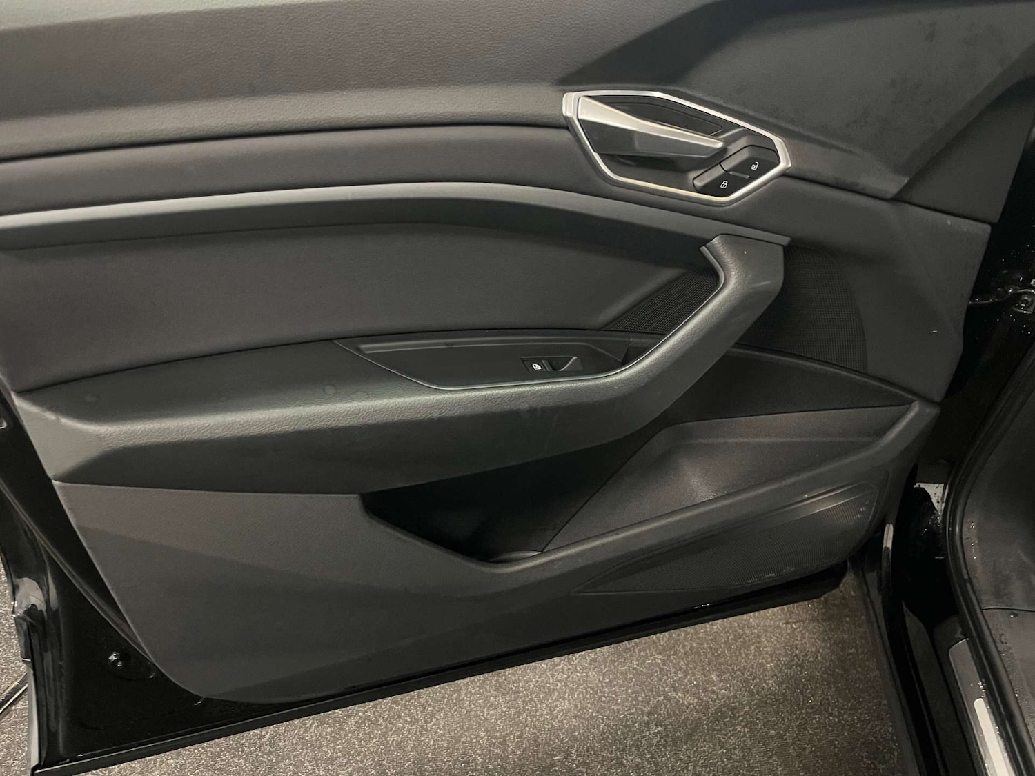 Used Audi e-tron 2021 for sale - 76331180: Photo 49