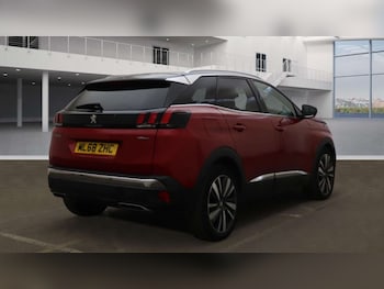 Used Peugeot 3008 2018 for sale - 76088906: Photo 4