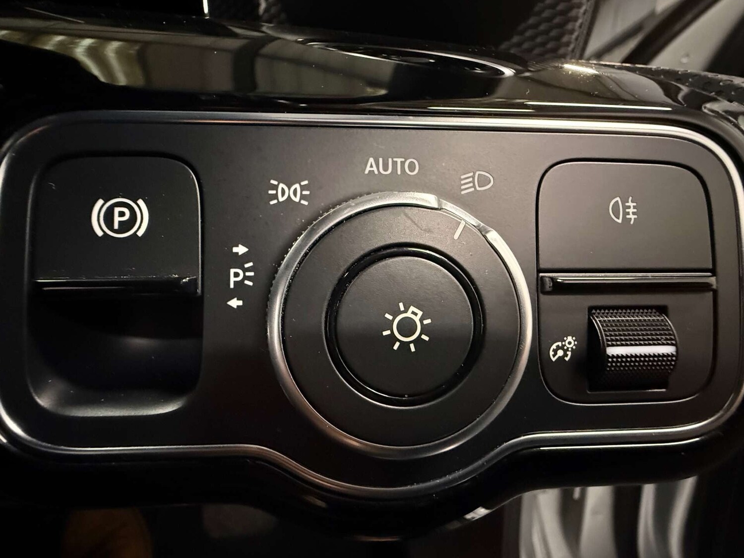 Used Mercedes-Benz A-Class 2019 for sale - 77463018: Photo 14