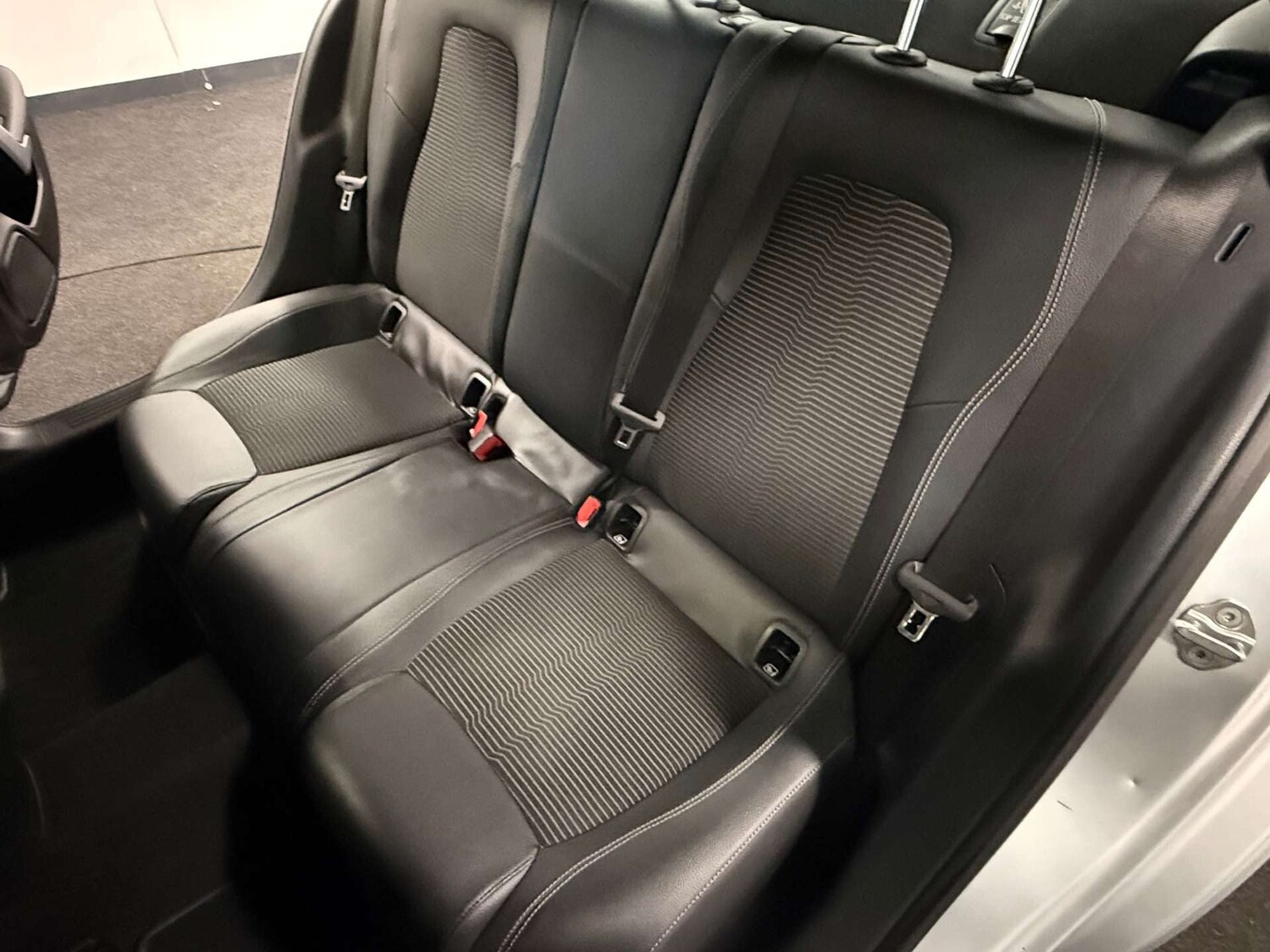 Used Mercedes-Benz A-Class 2019 for sale - 77463018: Photo 33