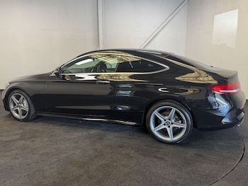 Used Mercedes-Benz C-Class 2018 for sale - 75549681: Photo