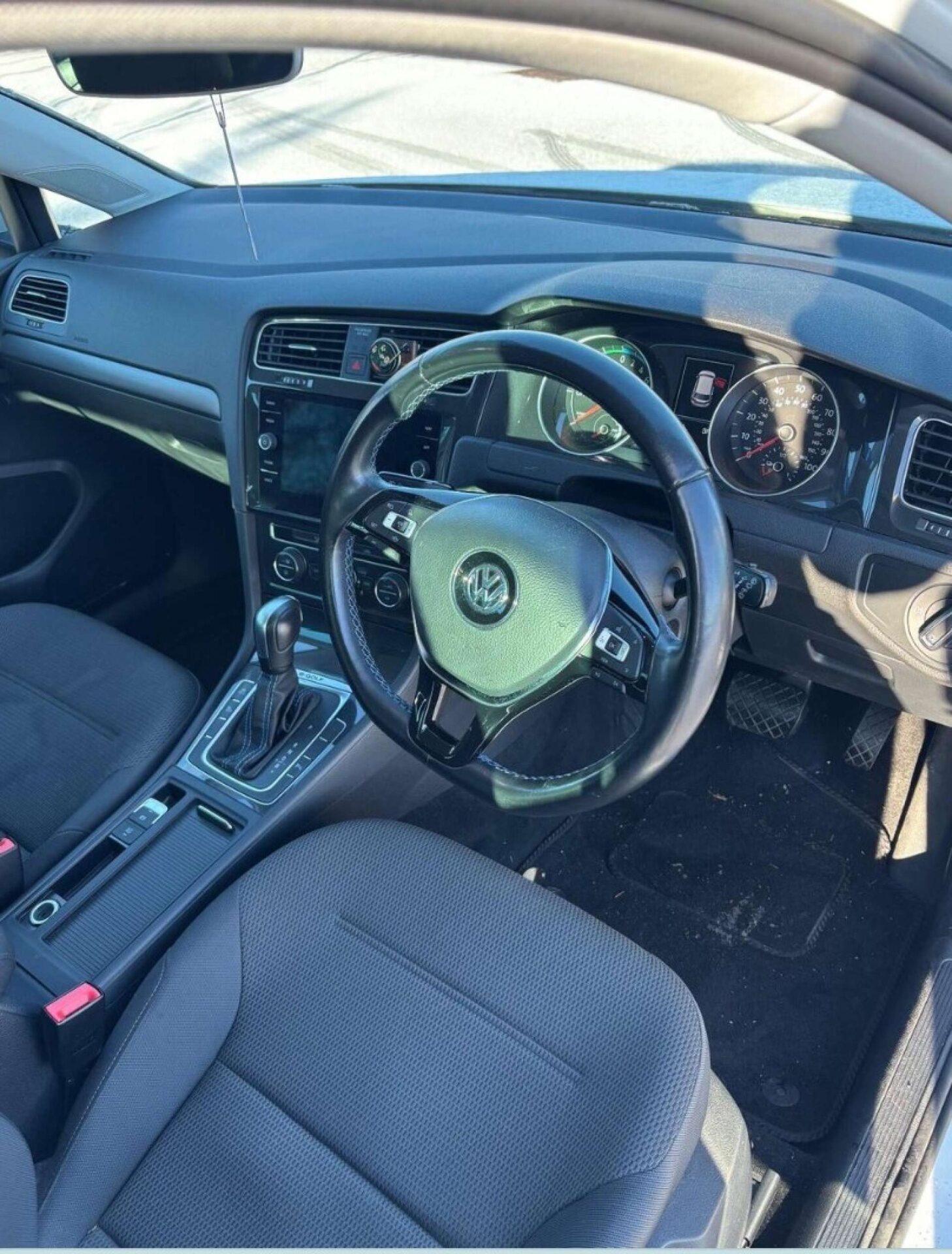 Used Volkswagen Golf 2020 for sale - 77236171: Photo 4