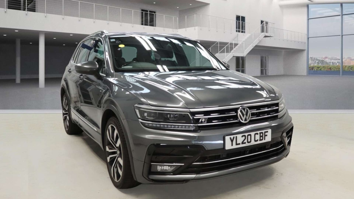 Used Volkswagen Tiguan 2020 for sale - 76114103: Photo 1