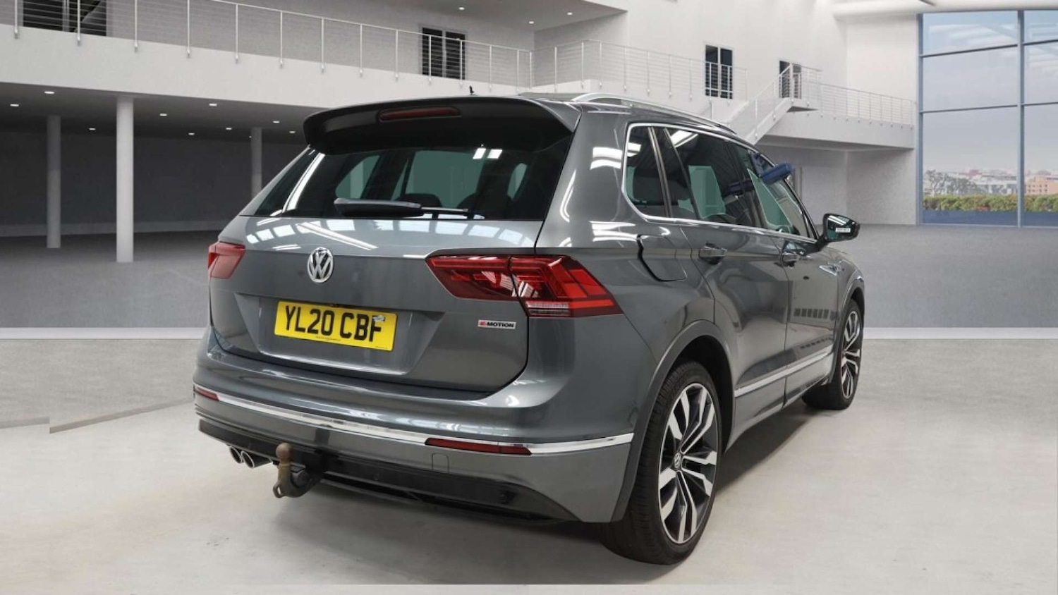 Used Volkswagen Tiguan 2020 for sale - 76114103: Photo 4