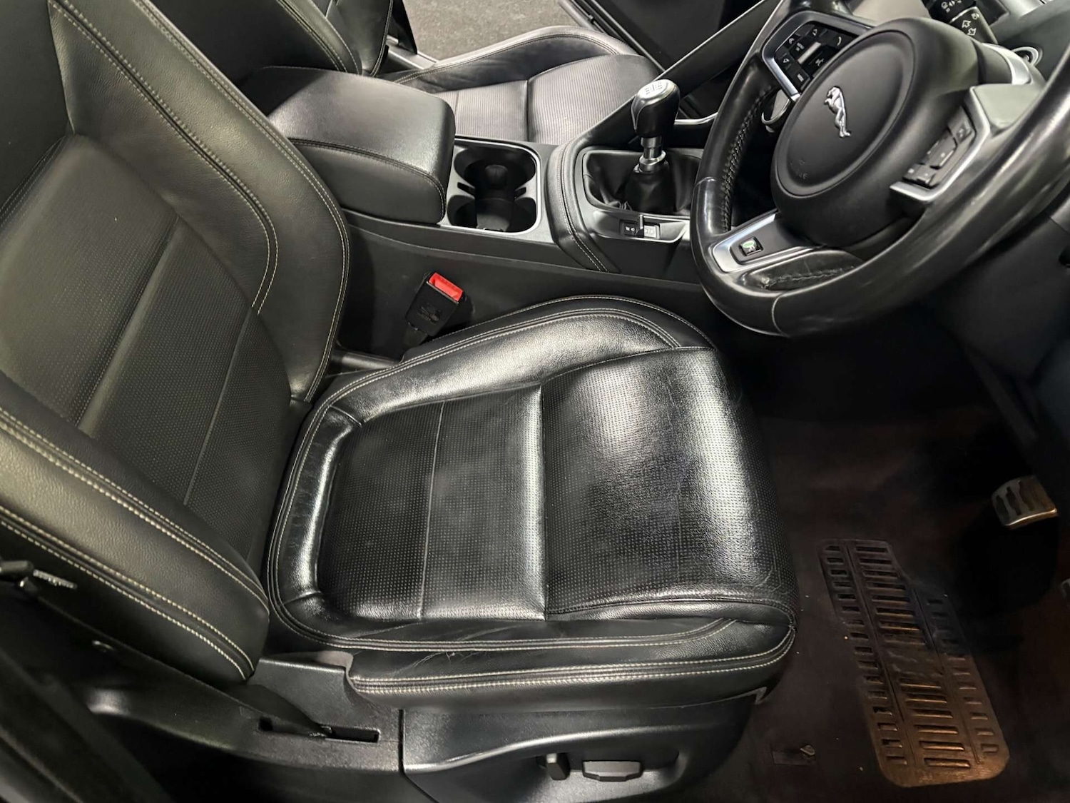 Used Jaguar E-Pace 2019 for sale - 77917389: Photo 14