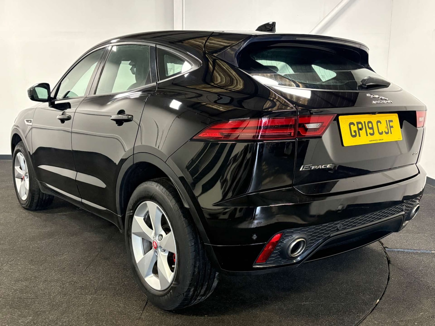 Used Jaguar E-Pace 2019 for sale - 77917389: Photo 3