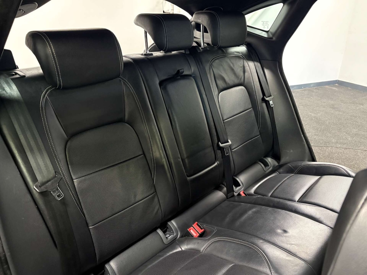 Used Jaguar E-Pace 2019 for sale - 77917389: Photo 30