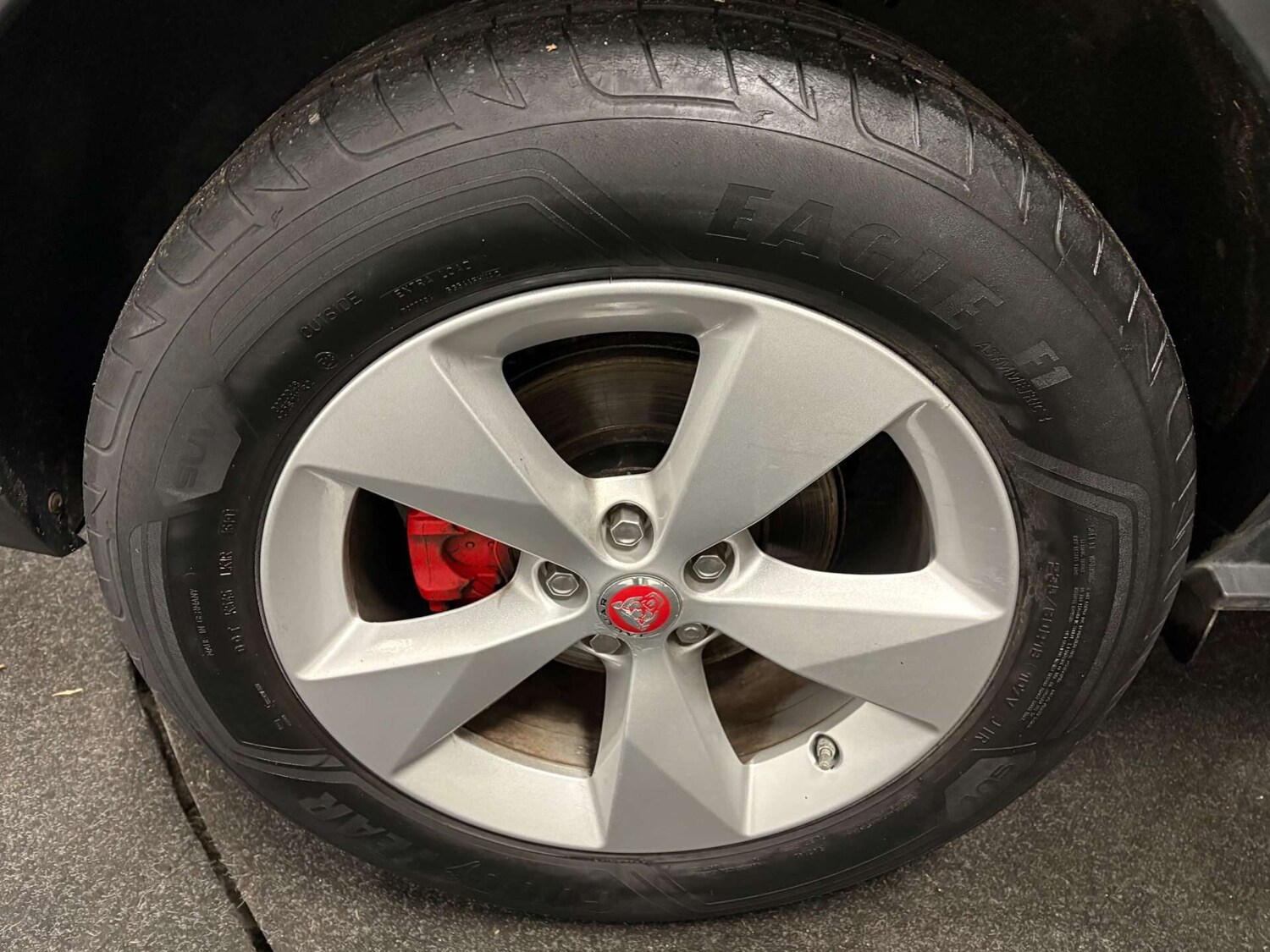 Used Jaguar E-Pace 2019 for sale - 77917389: Photo 35