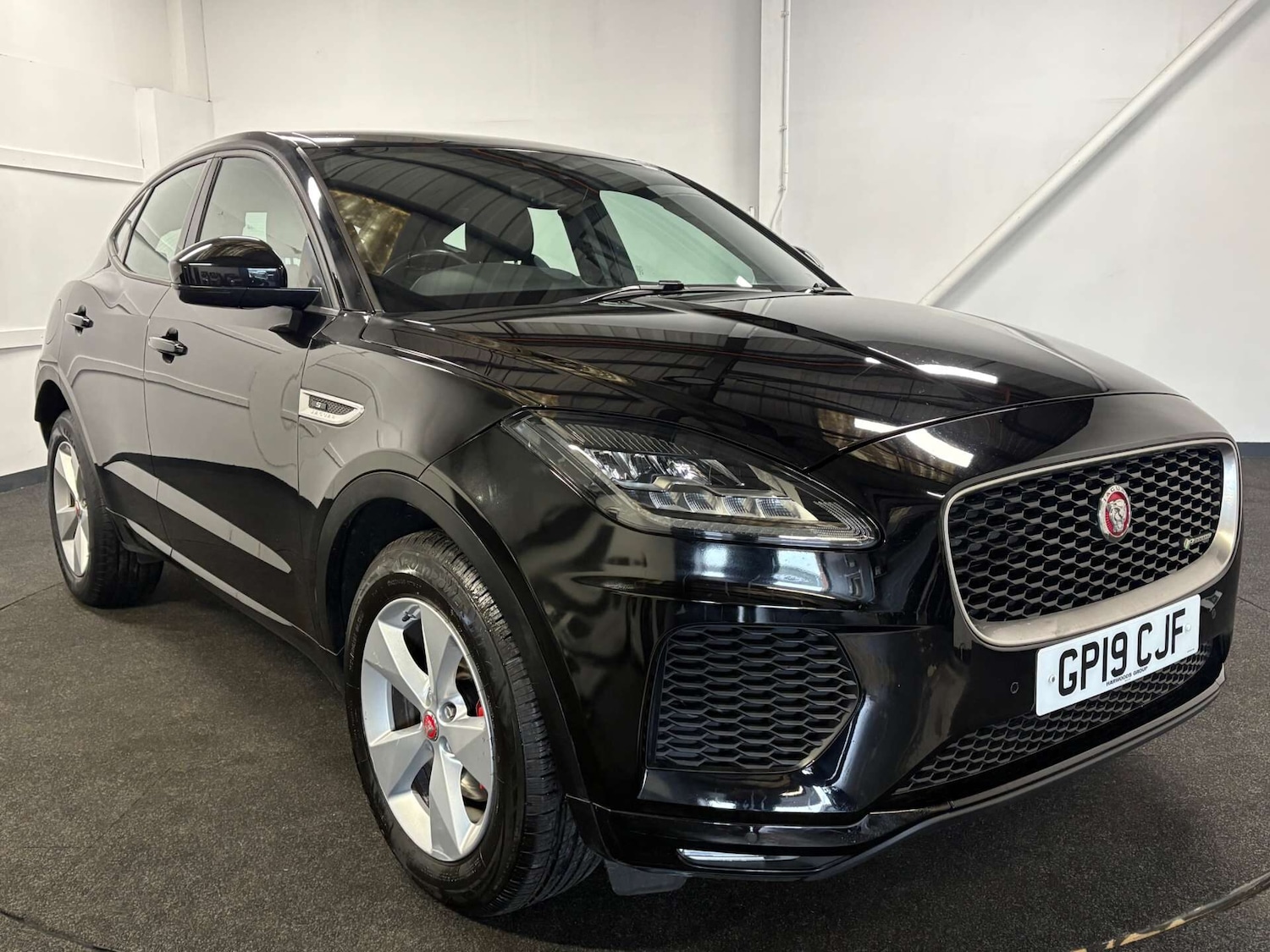Used Jaguar E-Pace 2019 for sale - 77917389: Photo 6