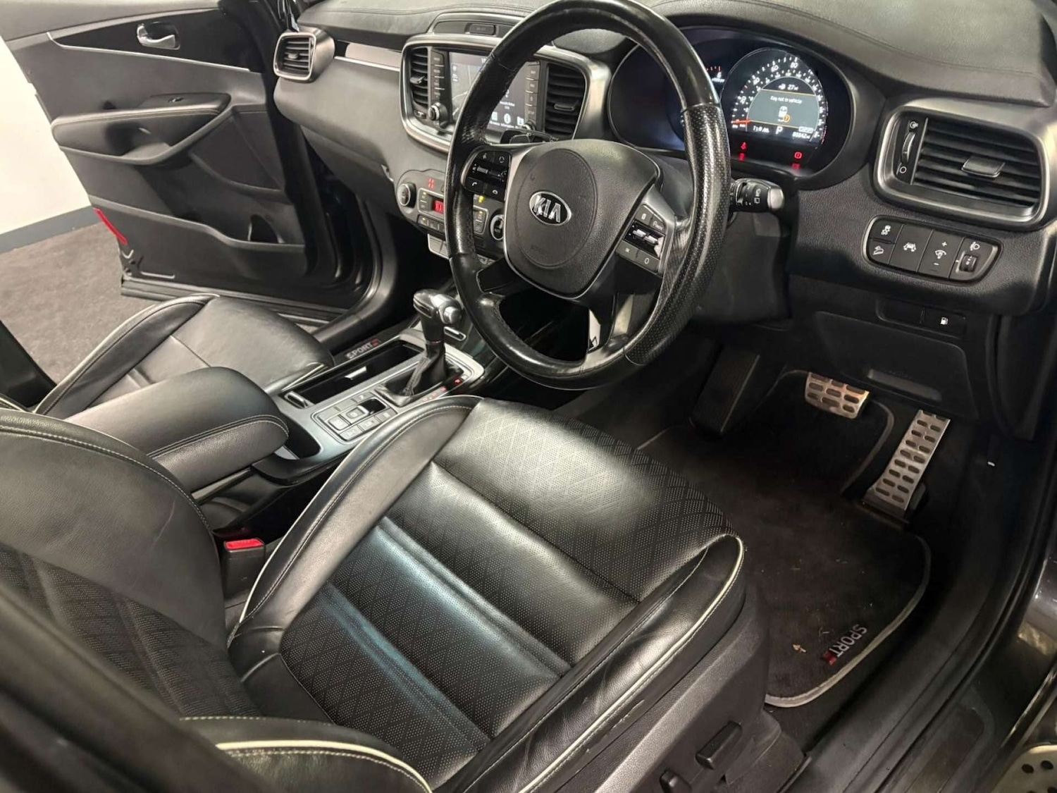 Used Kia Sorento 2018 for sale - 77069886: Photo 17