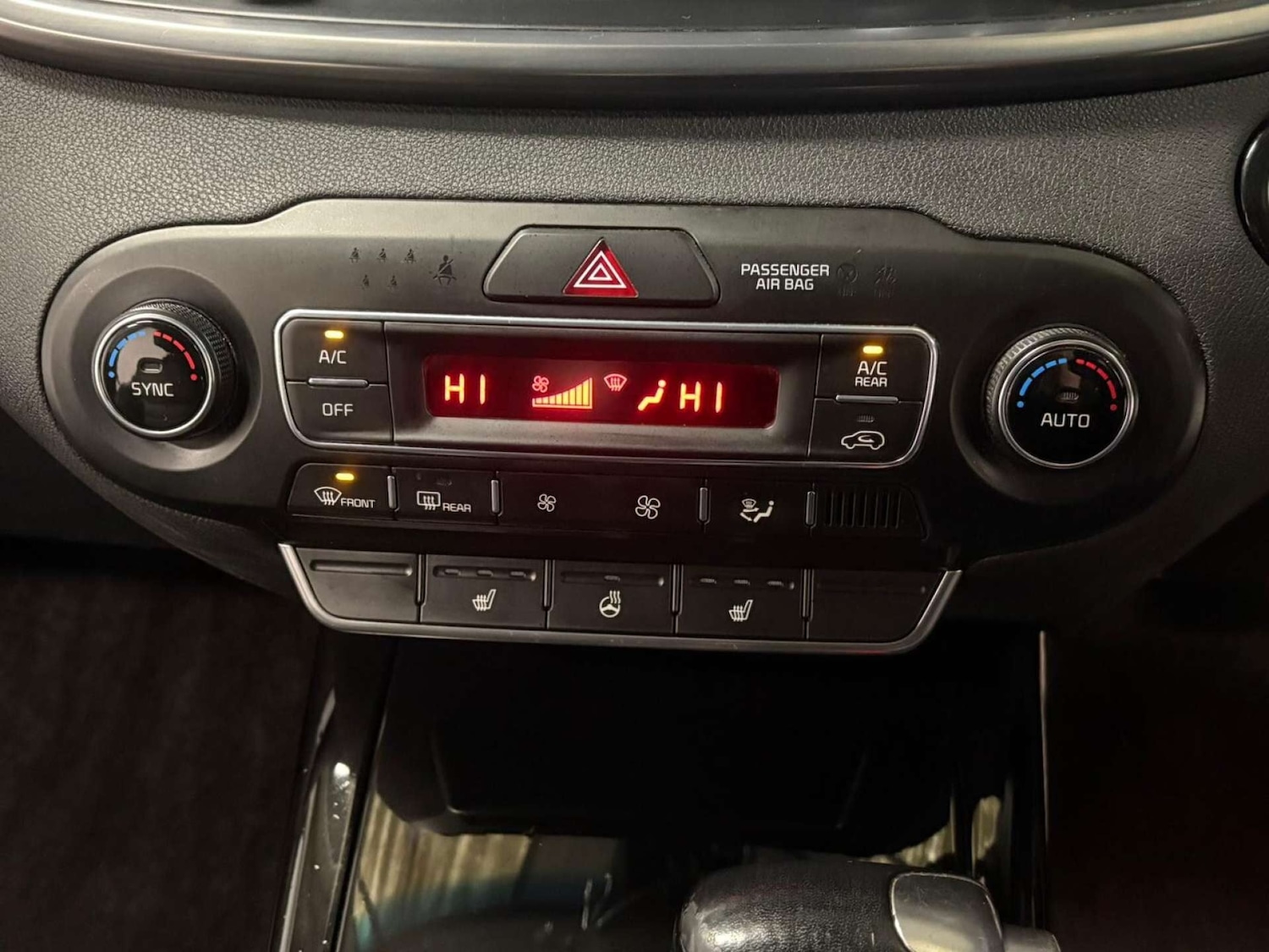 Used Kia Sorento 2018 for sale - 77069886: Photo 26