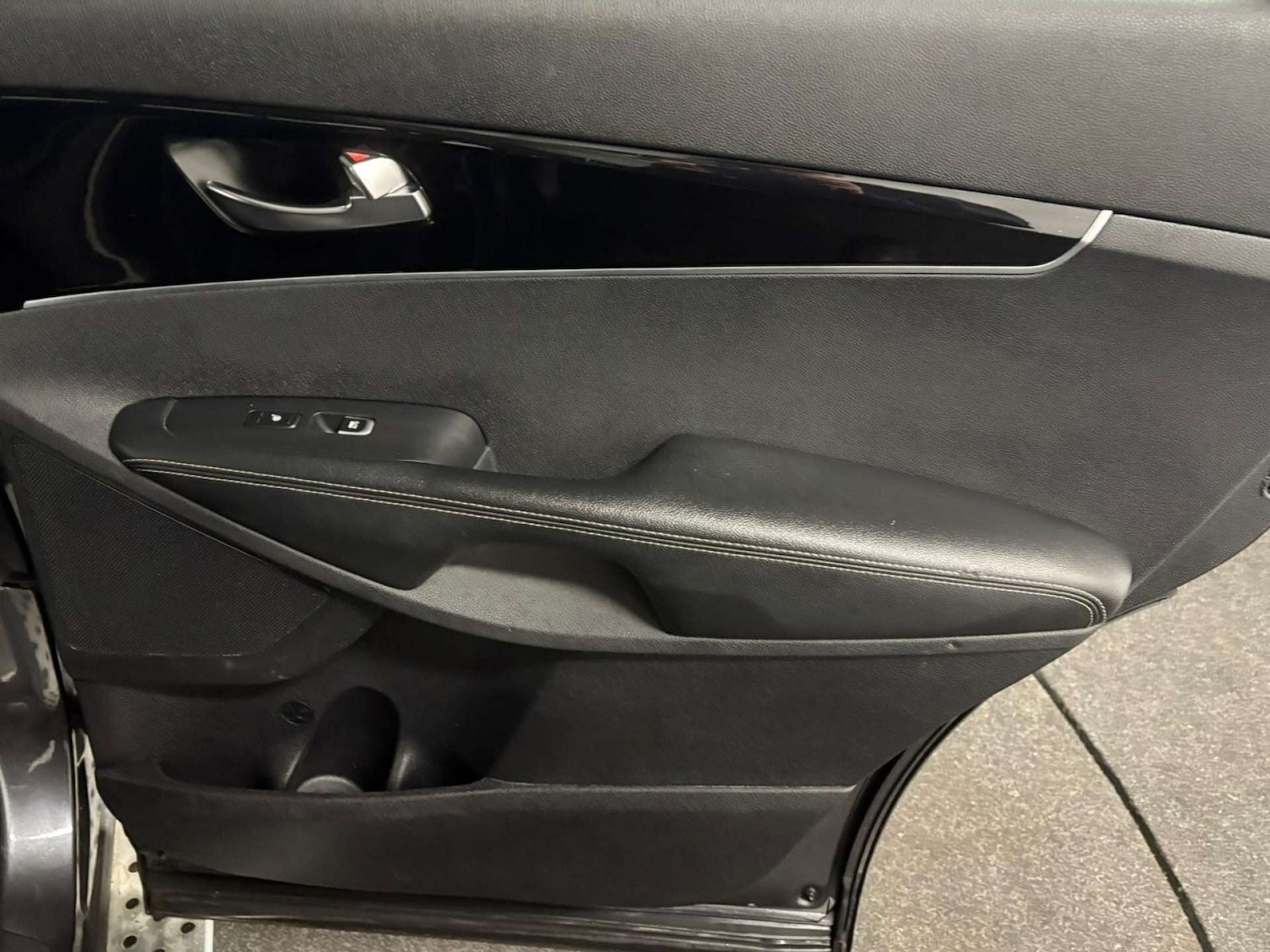 Used Kia Sorento 2018 for sale - 77069886: Photo 27