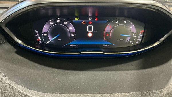 Used Peugeot 5008 2021 for sale - 76114094: Photo 8