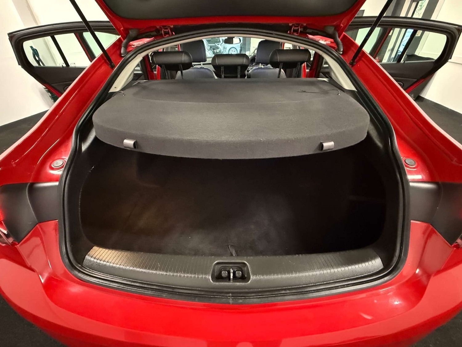 Used Vauxhall Insignia 2018 for sale - 75827269: Photo 20