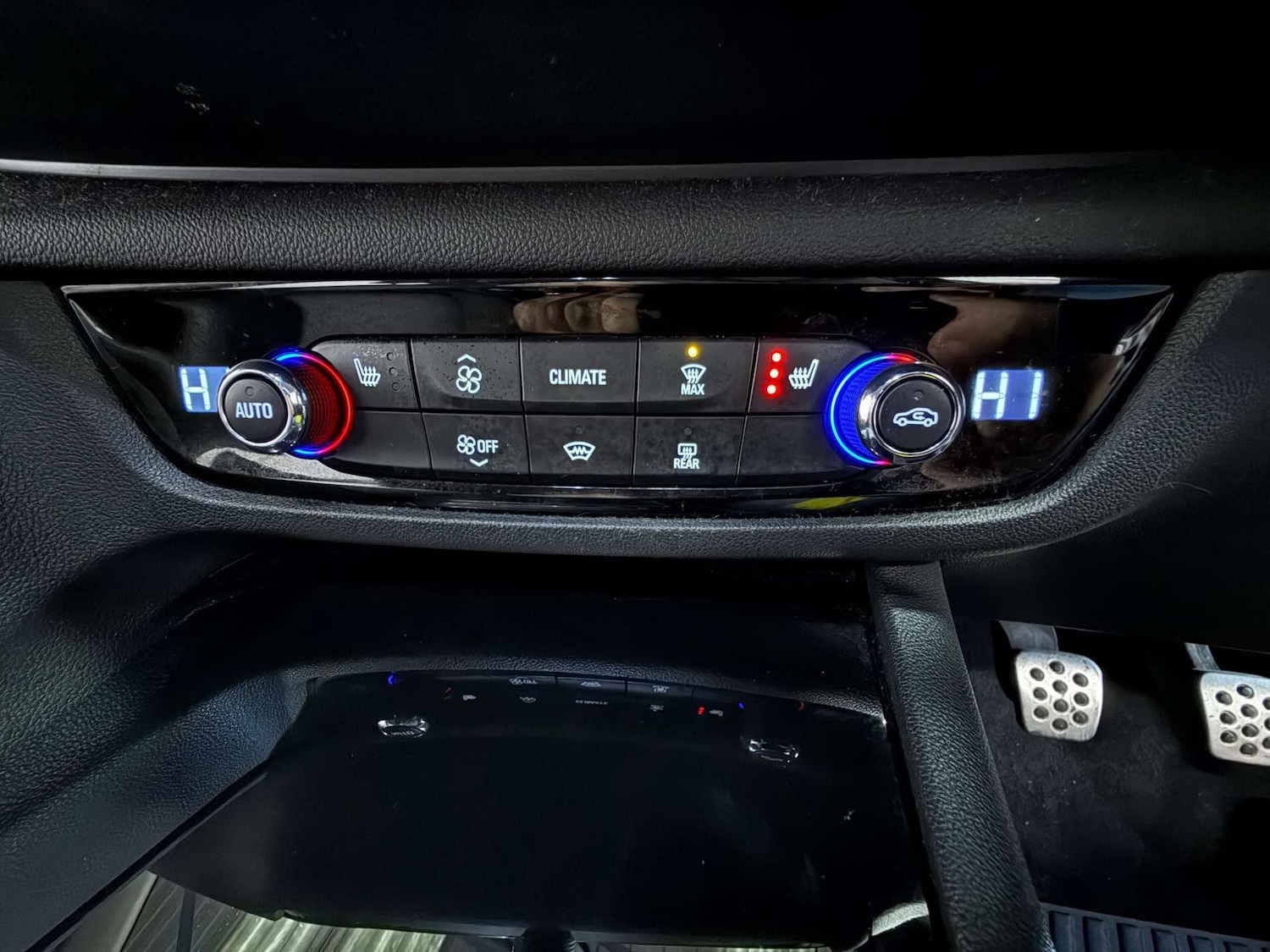 Used Vauxhall Insignia 2018 for sale - 75827269: Photo 22