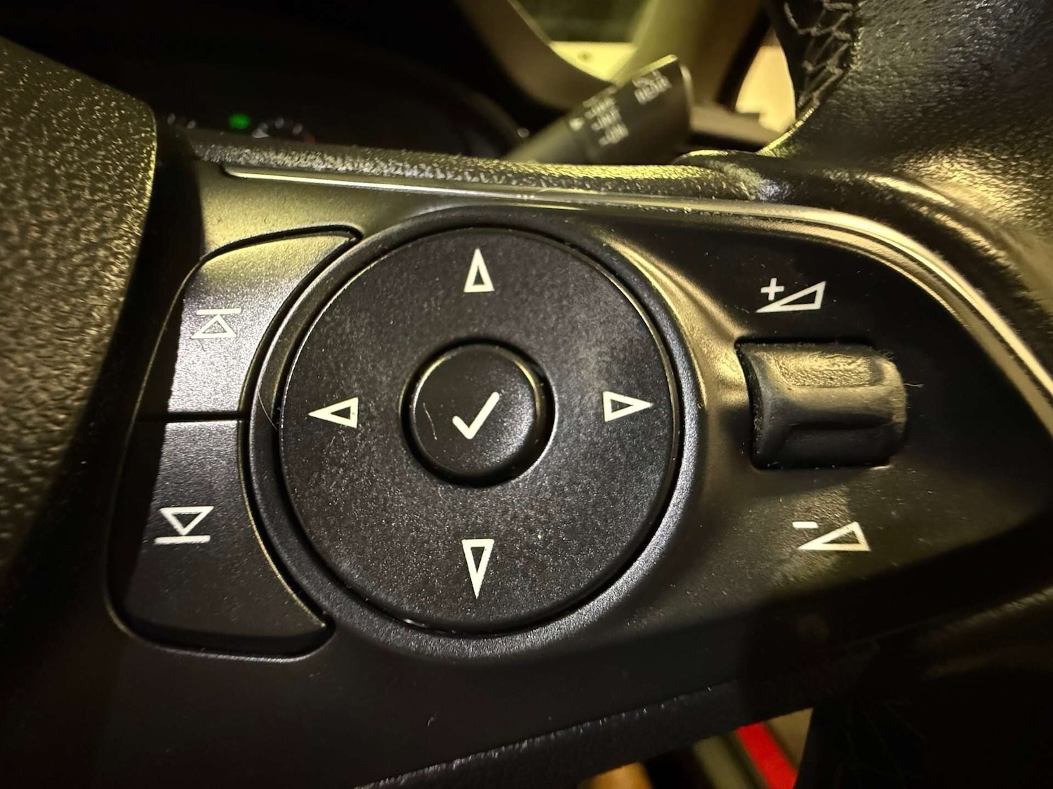 Used Vauxhall Insignia 2018 for sale - 75827269: Photo 24