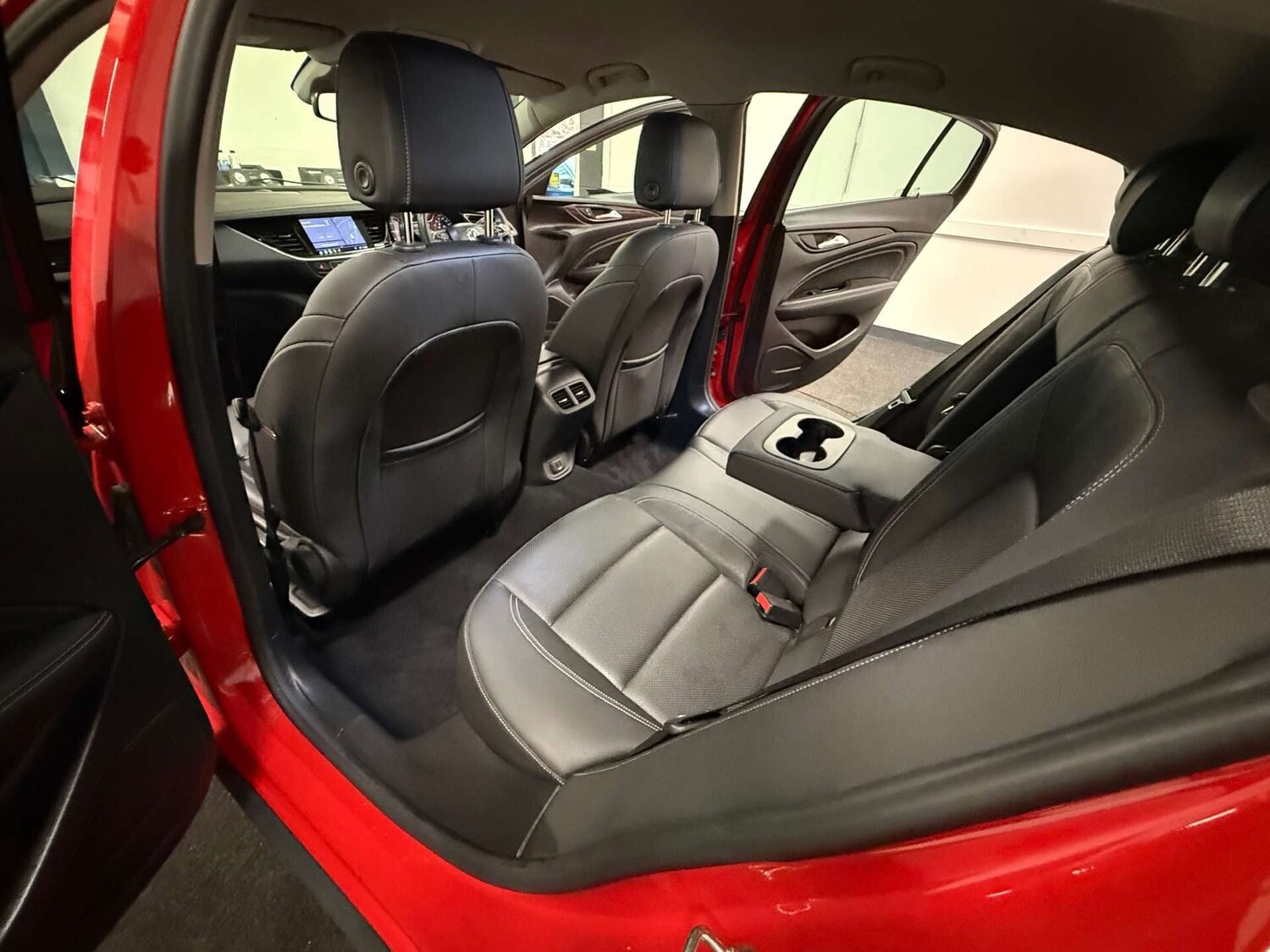 Used Vauxhall Insignia 2018 for sale - 75827269: Photo 34