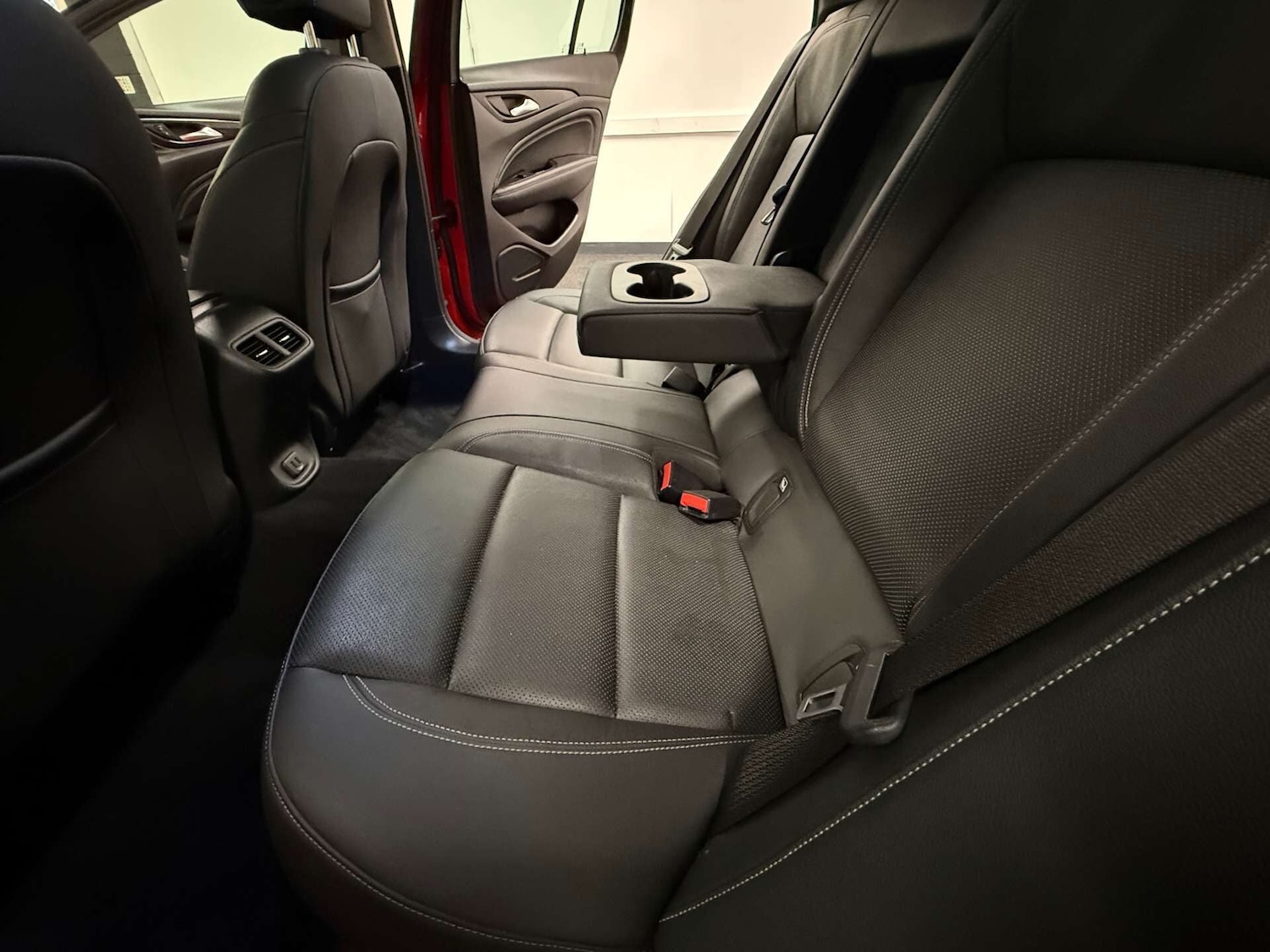 Used Vauxhall Insignia 2018 for sale - 75827269: Photo 37