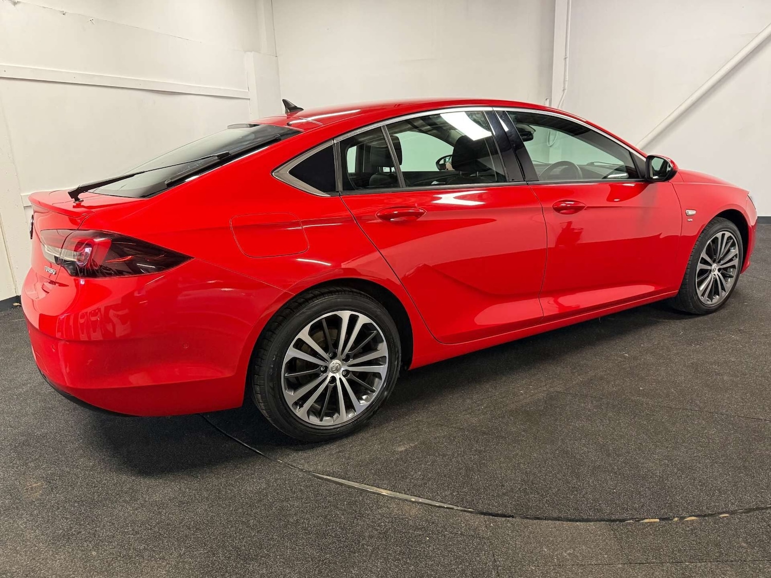 Used Vauxhall Insignia 2018 for sale - 75827269: Photo 5