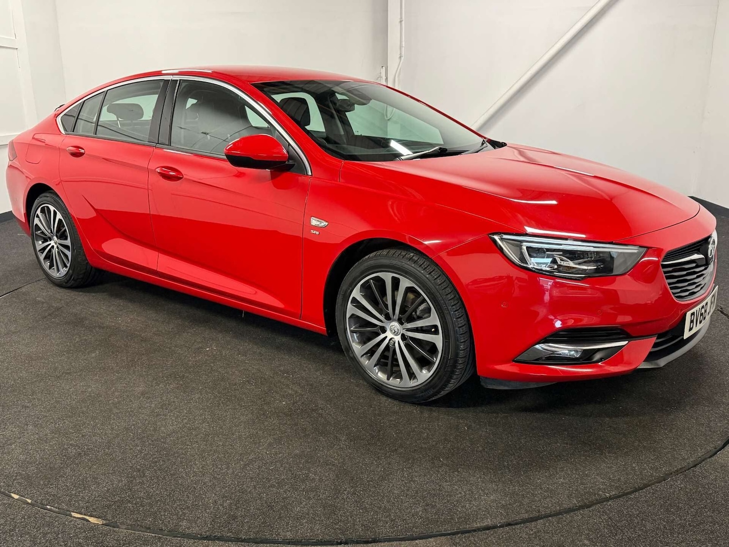 Used Vauxhall Insignia 2018 for sale - 75827269: Photo 6