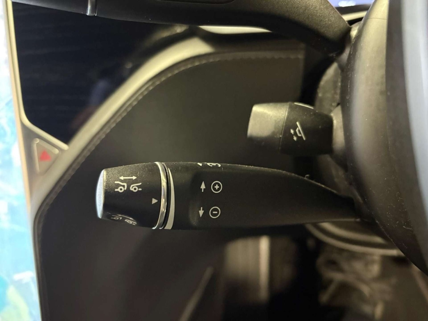 Used Tesla Model S 2017 for sale - 76958645: Photo 21