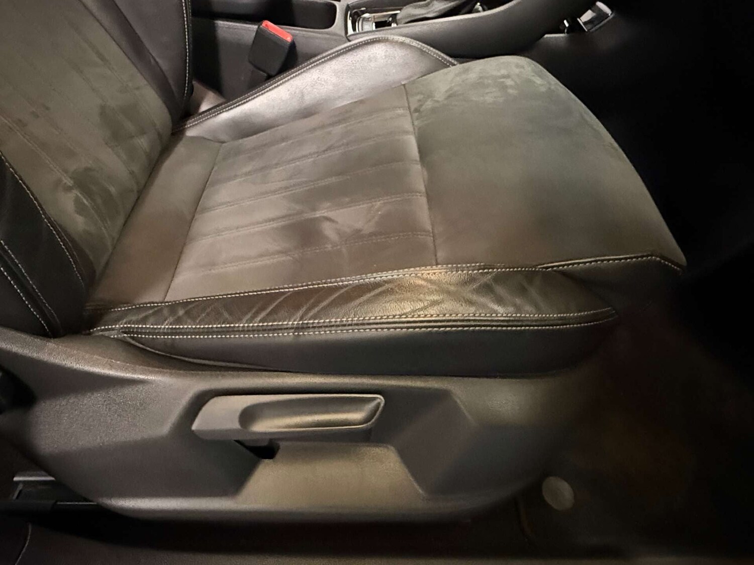 Used Skoda Karoq 2021 for sale - 77989513: Photo 13