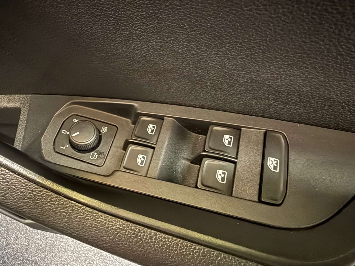 Used Skoda Karoq 2021 for sale - 77989513: Photo 18