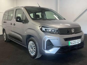 Used Vauxhall Combo Life 2025 for sale - 79771979: Photo