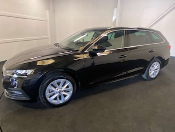 Used Skoda Octavia 2024 for sale - 79194888: Photo