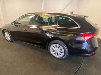 Used Skoda Octavia 2024 for sale - 79194888: Photo