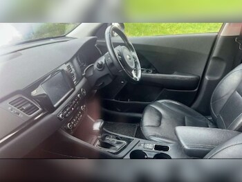 Used Kia Niro 2018 for sale - 75500183: Photo