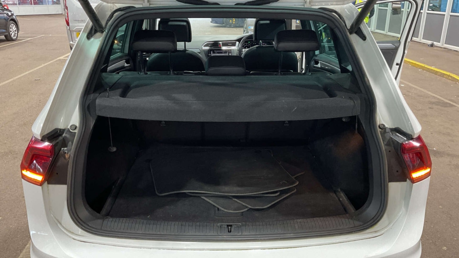 Used Volkswagen Tiguan 2018 for sale - 76412146: Photo 12