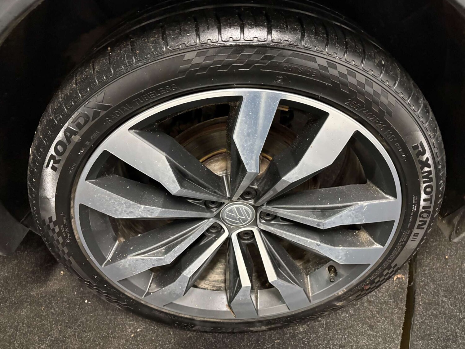 Used Volkswagen Tiguan 2018 for sale - 76412146: Photo 41