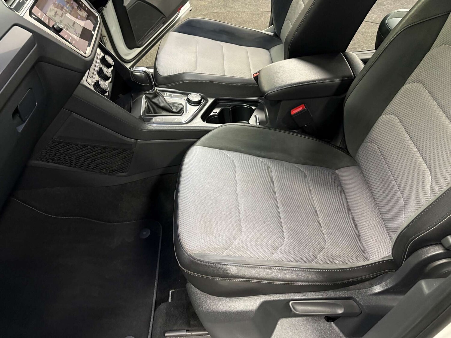 Used Volkswagen Tiguan 2018 for sale - 76412146: Photo 50