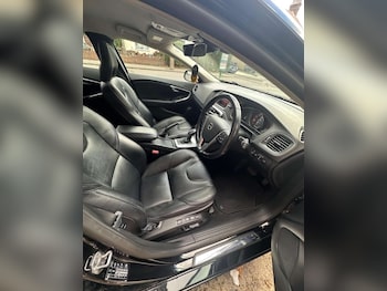 Used Volvo V40 2019 for sale - 78095675: Photo