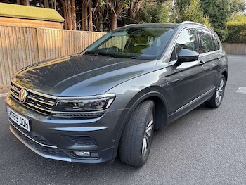 Used Volkswagen Tiguan 2019 for sale - 75628526: Photo