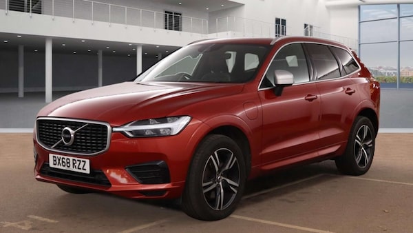 Used Volvo XC60 2018 for sale - 76299170: Photo 2