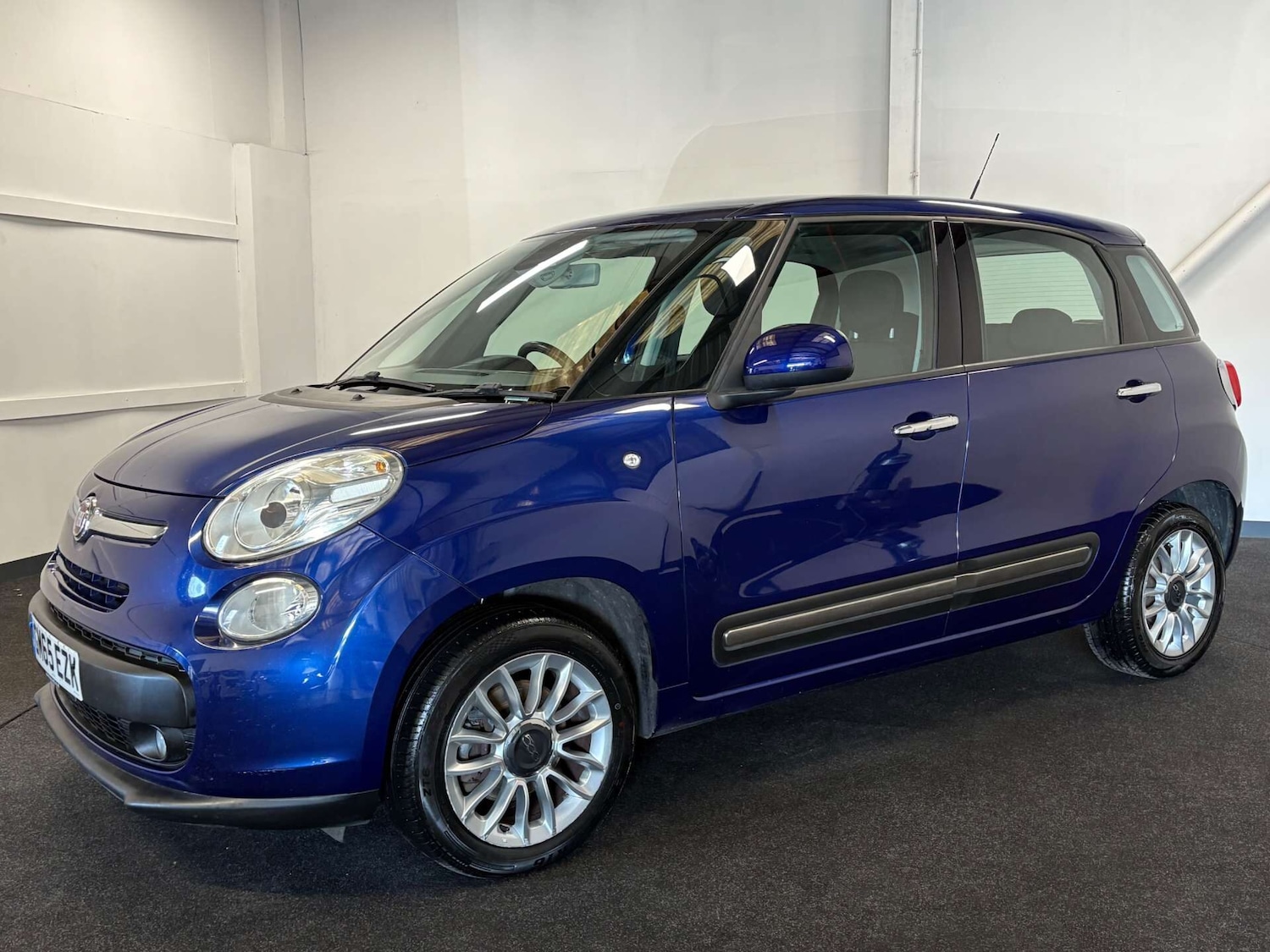 Used Fiat 500L 2016 for sale - 77719084: Photo 2