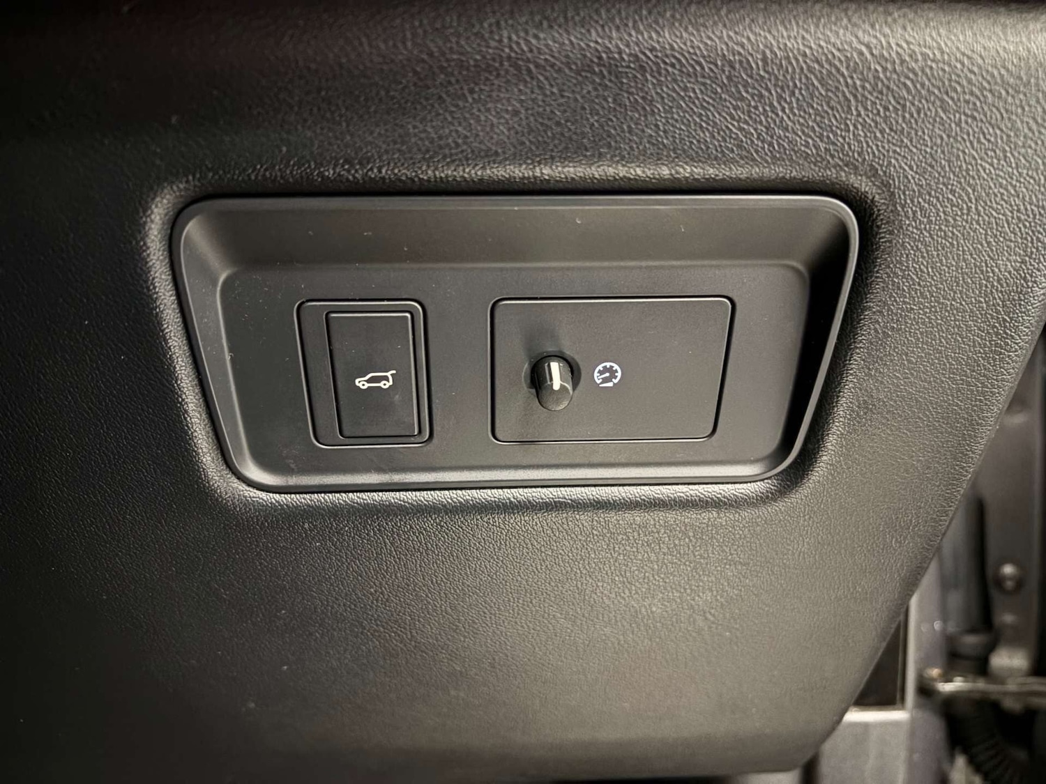 Used Land Rover Range Rover Sport 2015 for sale - 76763302: Photo 14