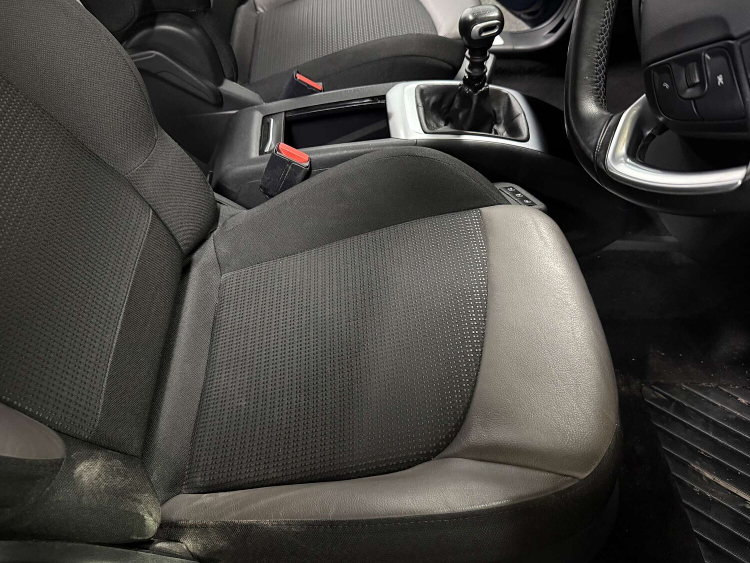 Used Citroen C4 2020 for sale - 76531093: Photo 13