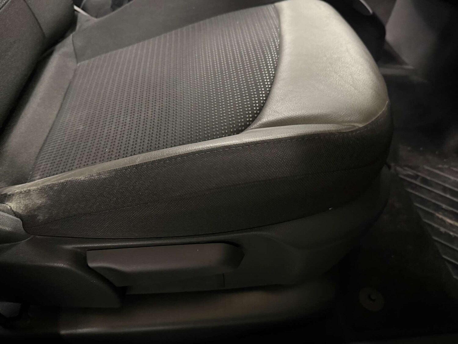 Used Citroen C4 2020 for sale - 76531093: Photo 14